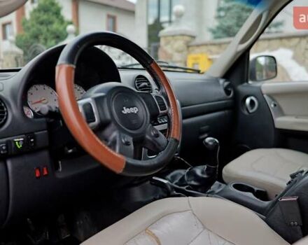 Серый Джип Либерти, объемом двигателя 3.7 л и пробегом 290 тыс. км за 7500 $, фото 18 на Automoto.ua