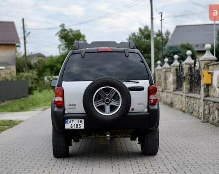 Серый Джип Либерти, объемом двигателя 3.7 л и пробегом 290 тыс. км за 7500 $, фото 6 на Automoto.ua