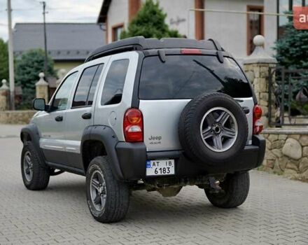 Серый Джип Либерти, объемом двигателя 3.7 л и пробегом 290 тыс. км за 7500 $, фото 7 на Automoto.ua