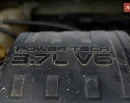 Серый Джип Либерти, объемом двигателя 3.7 л и пробегом 290 тыс. км за 7500 $, фото 12 на Automoto.ua