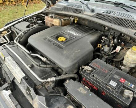 Джип Liberty 2006 у Люботине на Automoto.ua Сірий Джип Liberty, об'ємом двигуна 2.8 л та пробігом 300 тис. км за 3500 $, фото 13 на Automoto.ua