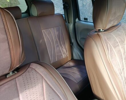 Сірий Джип Liberty, об'ємом двигуна 2.8 л та пробігом 360 тис. км за 5355 $, фото 5 на Automoto.ua