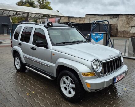 Сірий Джип Liberty, об'ємом двигуна 0 л та пробігом 230 тис. км за 6500 $, фото 6 на Automoto.ua