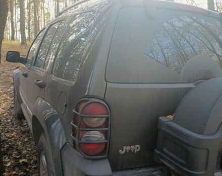 Сірий Джип Liberty, об'ємом двигуна 2.8 л та пробігом 360 тис. км за 5355 $, фото 2 на Automoto.ua