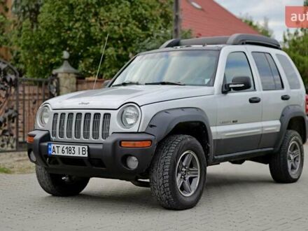 Джип Либерти 2003 в Коломые на Automoto.ua Серый Джип Либерти, объемом двигателя 3.7 л и пробегом 290 тыс. км за 8000 $, фото 1 на Automoto.ua