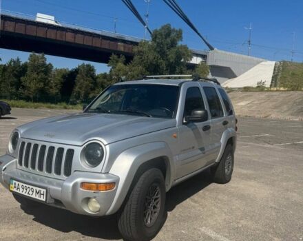 Джип Либерти 2003 в Киеве на Automoto.ua Серый Джип Либерти, объемом двигателя 2.5 л и пробегом 361 тыс. км за 6000 $, фото 1 на Automoto.ua