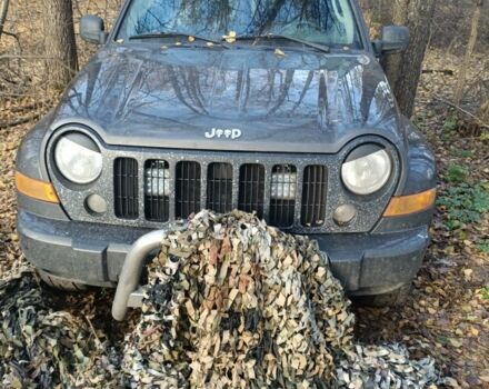 Серый Джип Либерти, объемом двигателя 2.8 л и пробегом 360 тыс. км за 5355 $, фото 1 на Automoto.ua