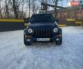 Синий Джип Либерти, объемом двигателя 2.8 л и пробегом 381 тыс. км за 5400 $, фото 1 на Automoto.ua
