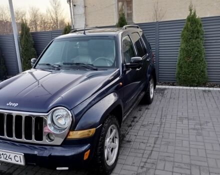 Синий Джип Либерти, объемом двигателя 3.7 л и пробегом 260 тыс. км за 6000 $, фото 1 на Automoto.ua