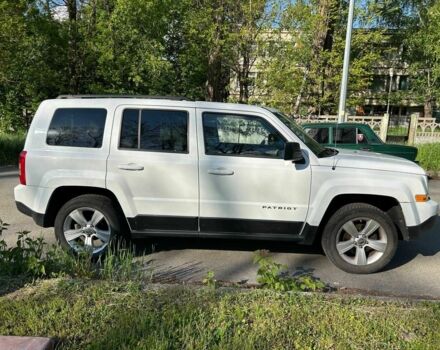 Белый Джип Патриот, объемом двигателя 2.36 л и пробегом 167 тыс. км за 12300 $, фото 1 на Automoto.ua