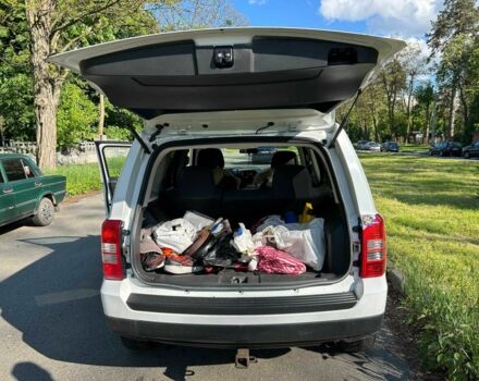 Белый Джип Патриот, объемом двигателя 2.36 л и пробегом 167 тыс. км за 12300 $, фото 5 на Automoto.ua