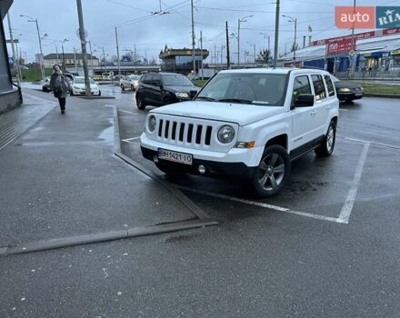 Белый Джип Патриот, объемом двигателя 2.36 л и пробегом 267 тыс. км за 7200 $, фото 1 на Automoto.ua