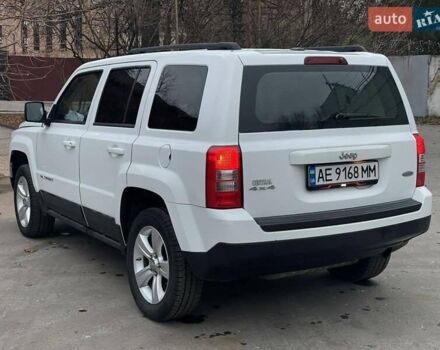 Белый Джип Патриот, объемом двигателя 2.36 л и пробегом 194 тыс. км за 8200 $, фото 9 на Automoto.ua