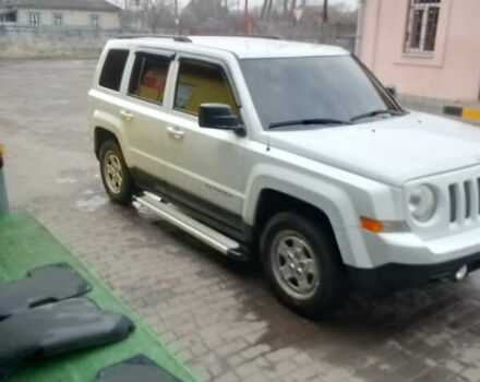 Белый Джип Патриот, объемом двигателя 2.36 л и пробегом 238 тыс. км за 10000 $, фото 11 на Automoto.ua