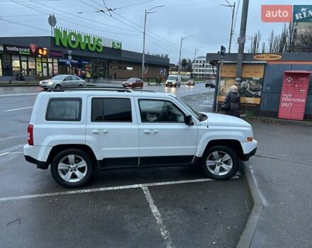 Белый Джип Патриот, объемом двигателя 2.36 л и пробегом 267 тыс. км за 7200 $, фото 9 на Automoto.ua