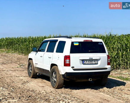 Белый Джип Патриот, объемом двигателя 2 л и пробегом 200 тыс. км за 9200 $, фото 9 на Automoto.ua