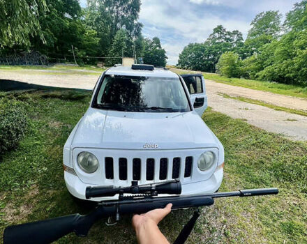 Белый Джип Патриот, объемом двигателя 2 л и пробегом 200 тыс. км за 9200 $, фото 11 на Automoto.ua