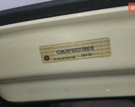 Белый Джип Патриот, объемом двигателя 2.4 л и пробегом 328 тыс. км за 7200 $, фото 13 на Automoto.ua