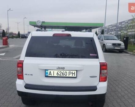 Белый Джип Патриот, объемом двигателя 2.4 л и пробегом 328 тыс. км за 7200 $, фото 5 на Automoto.ua