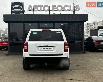 Белый Джип Патриот, объемом двигателя 2 л и пробегом 138 тыс. км за 8690 $, фото 6 на Automoto.ua