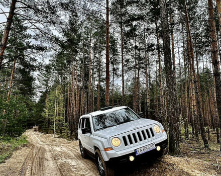 Белый Джип Патриот, объемом двигателя 2 л и пробегом 200 тыс. км за 9200 $, фото 13 на Automoto.ua