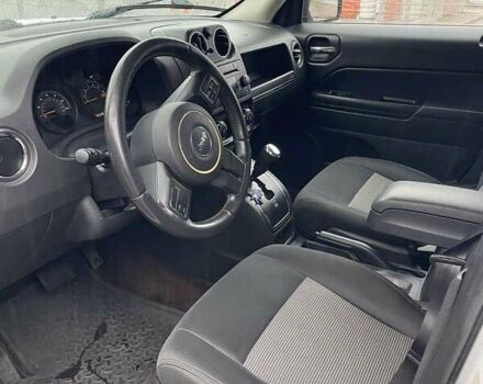 Белый Джип Патриот, объемом двигателя 2.36 л и пробегом 215 тыс. км за 7747 $, фото 13 на Automoto.ua