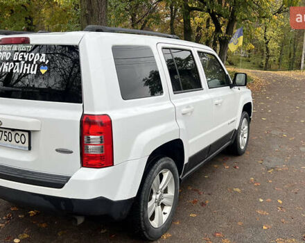 Білий Джип Patriot, об'ємом двигуна 2.36 л та пробігом 176 тис. км за 10500 $, фото 5 на Automoto.ua