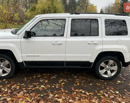 Білий Джип Patriot, об'ємом двигуна 2.36 л та пробігом 176 тис. км за 10500 $, фото 2 на Automoto.ua