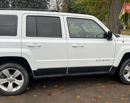 Білий Джип Patriot, об'ємом двигуна 2.36 л та пробігом 176 тис. км за 10500 $, фото 6 на Automoto.ua