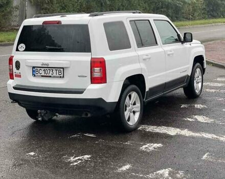 Белый Джип Патриот, объемом двигателя 2.36 л и пробегом 215 тыс. км за 7747 $, фото 3 на Automoto.ua