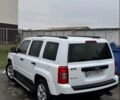 Белый Джип Патриот, объемом двигателя 2.4 л и пробегом 268 тыс. км за 7800 $, фото 2 на Automoto.ua