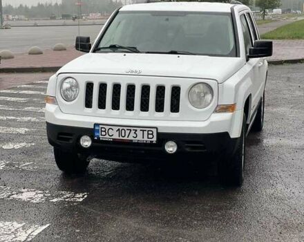 Белый Джип Патриот, объемом двигателя 2.36 л и пробегом 215 тыс. км за 7747 $, фото 1 на Automoto.ua