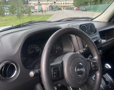 Білий Джип Patriot, об'ємом двигуна 2 л та пробігом 184 тис. км за 9950 $, фото 8 на Automoto.ua