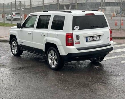 Белый Джип Патриот, объемом двигателя 2.36 л и пробегом 215 тыс. км за 7747 $, фото 5 на Automoto.ua