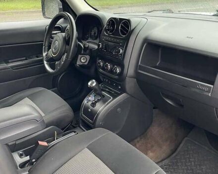 Белый Джип Патриот, объемом двигателя 2.36 л и пробегом 215 тыс. км за 7747 $, фото 11 на Automoto.ua