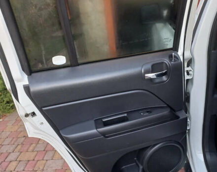 Белый Джип Патриот, объемом двигателя 2.36 л и пробегом 95 тыс. км за 10200 $, фото 12 на Automoto.ua