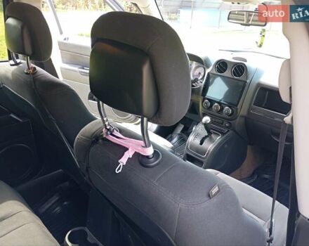 Белый Джип Патриот, объемом двигателя 2.36 л и пробегом 148 тыс. км за 11200 $, фото 12 на Automoto.ua