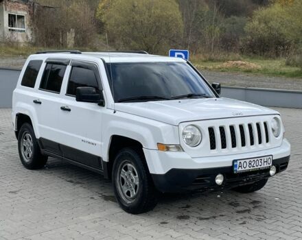 Белый Джип Патриот, объемом двигателя 2.4 л и пробегом 275 тыс. км за 8250 $, фото 2 на Automoto.ua