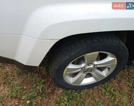 Белый Джип Патриот, объемом двигателя 2.36 л и пробегом 148 тыс. км за 11200 $, фото 16 на Automoto.ua