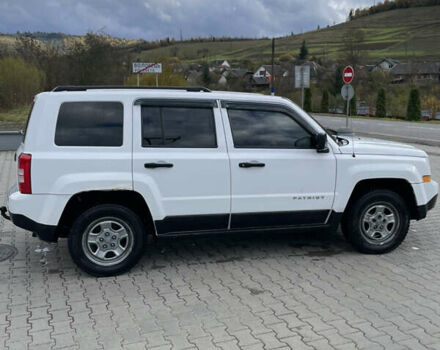 Белый Джип Патриот, объемом двигателя 2.36 л и пробегом 275 тыс. км за 7300 $, фото 4 на Automoto.ua