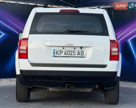 Белый Джип Патриот, объемом двигателя 2.36 л и пробегом 139 тыс. км за 10499 $, фото 5 на Automoto.ua