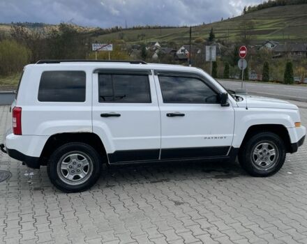 Белый Джип Патриот, объемом двигателя 2.4 л и пробегом 275 тыс. км за 8250 $, фото 3 на Automoto.ua