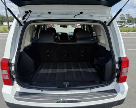 Білий Джип Patriot, об'ємом двигуна 2.4 л та пробігом 80 тис. км за 6500 $, фото 12 на Automoto.ua