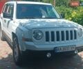 Белый Джип Патриот, объемом двигателя 2.4 л и пробегом 177 тыс. км за 9200 $, фото 4 на Automoto.ua