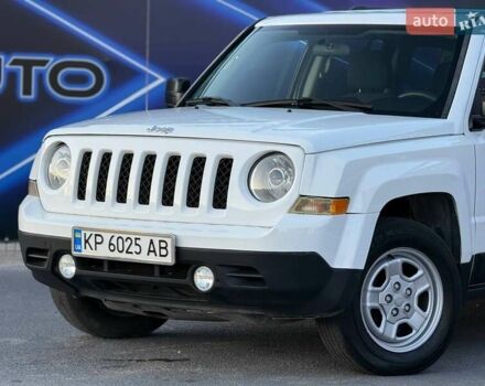 Белый Джип Патриот, объемом двигателя 2.36 л и пробегом 139 тыс. км за 10499 $, фото 1 на Automoto.ua