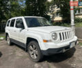 Белый Джип Патриот, объемом двигателя 2.36 л и пробегом 191 тыс. км за 11000 $, фото 2 на Automoto.ua