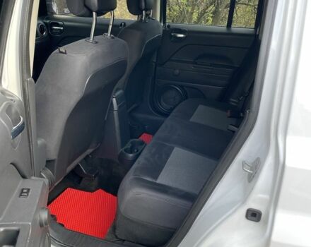 Белый Джип Патриот, объемом двигателя 2.4 л и пробегом 275 тыс. км за 8250 $, фото 11 на Automoto.ua