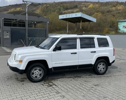 Белый Джип Патриот, объемом двигателя 2.4 л и пробегом 275 тыс. км за 8250 $, фото 7 на Automoto.ua