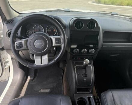 Белый Джип Патриот, объемом двигателя 2.4 л и пробегом 86 тыс. км за 6000 $, фото 6 на Automoto.ua