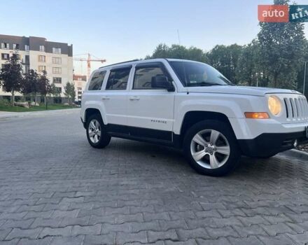 Джип Патриот 2014 в Пирятине на Automoto.ua Белый Джип Патриот, объемом двигателя 2 л и пробегом 380 тыс. км за 7200 $, фото 6 на Automoto.ua